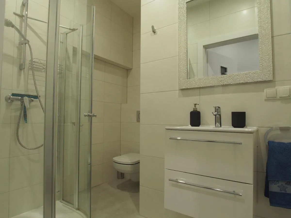 Apartment Grand Tourist Apartament Falcon
