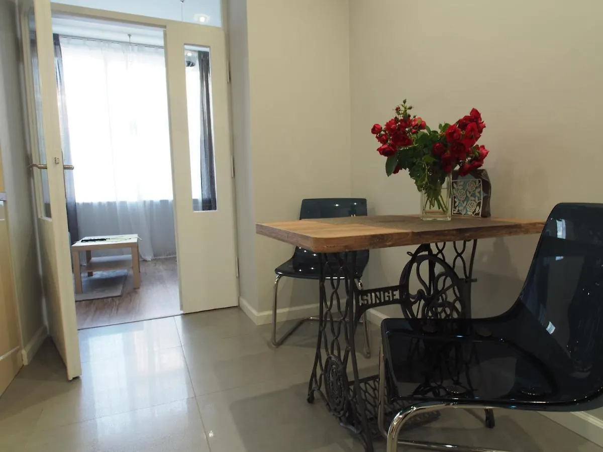 Apartment Grand Tourist Apartament Falcon