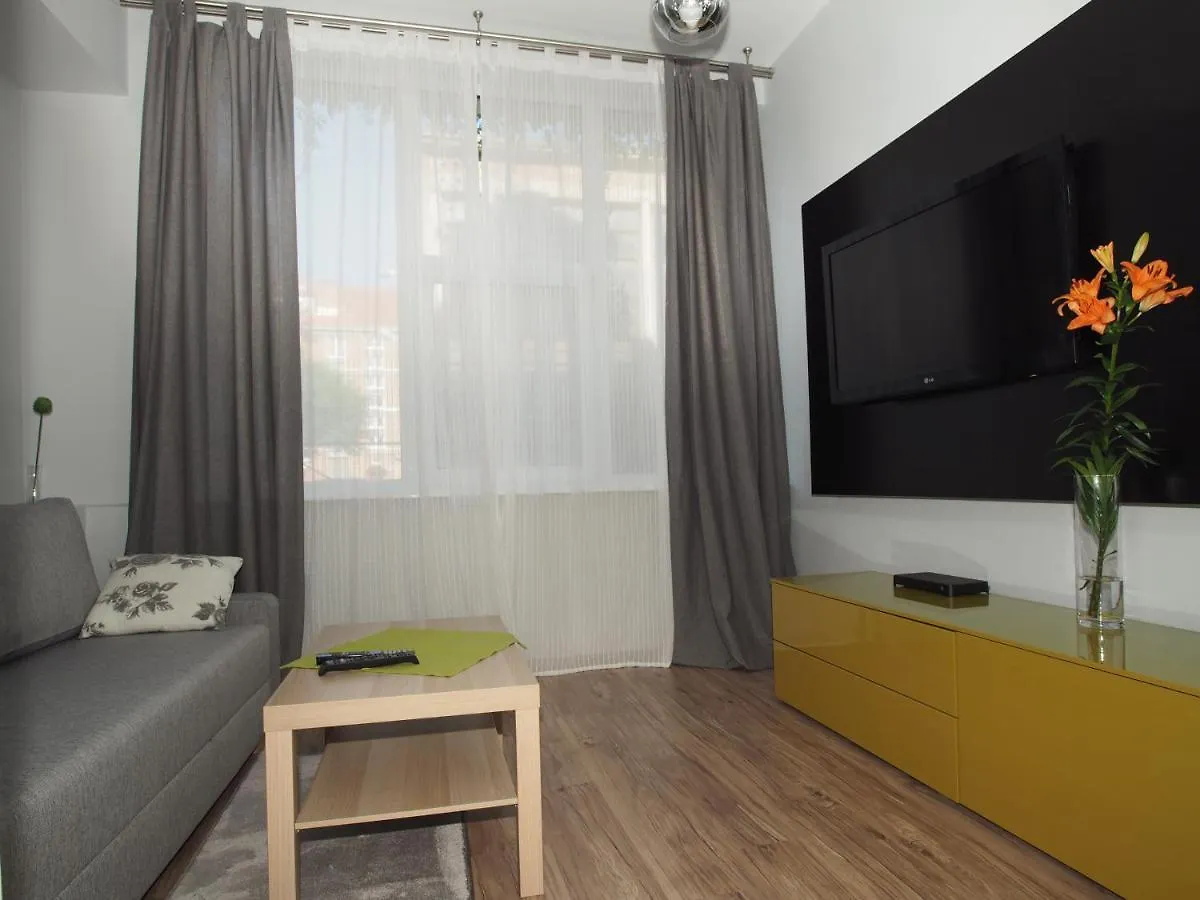 Apartment Grand Tourist Apartament Falcon