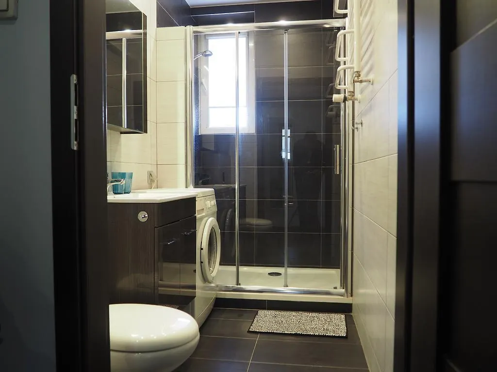 Apartment Grand Tourist Apartament Falcon