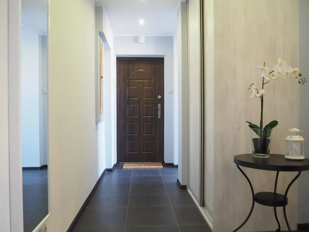 Grand Tourist Apartament Falcon Poland